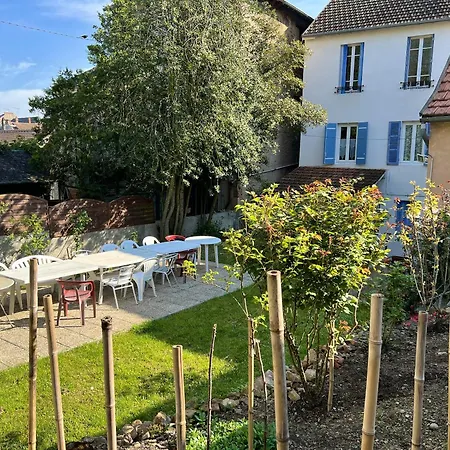 Cosy à Néris-les-bains - 30 M² - Parking *